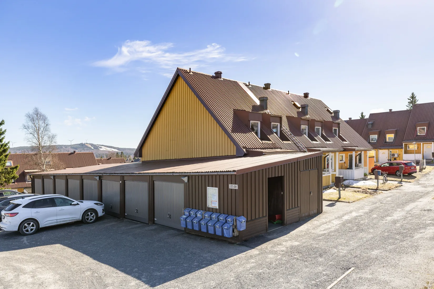 Villa, Radhus, Furuvägen 37, Hälletorp/Bondsjöstaden, Härnösand