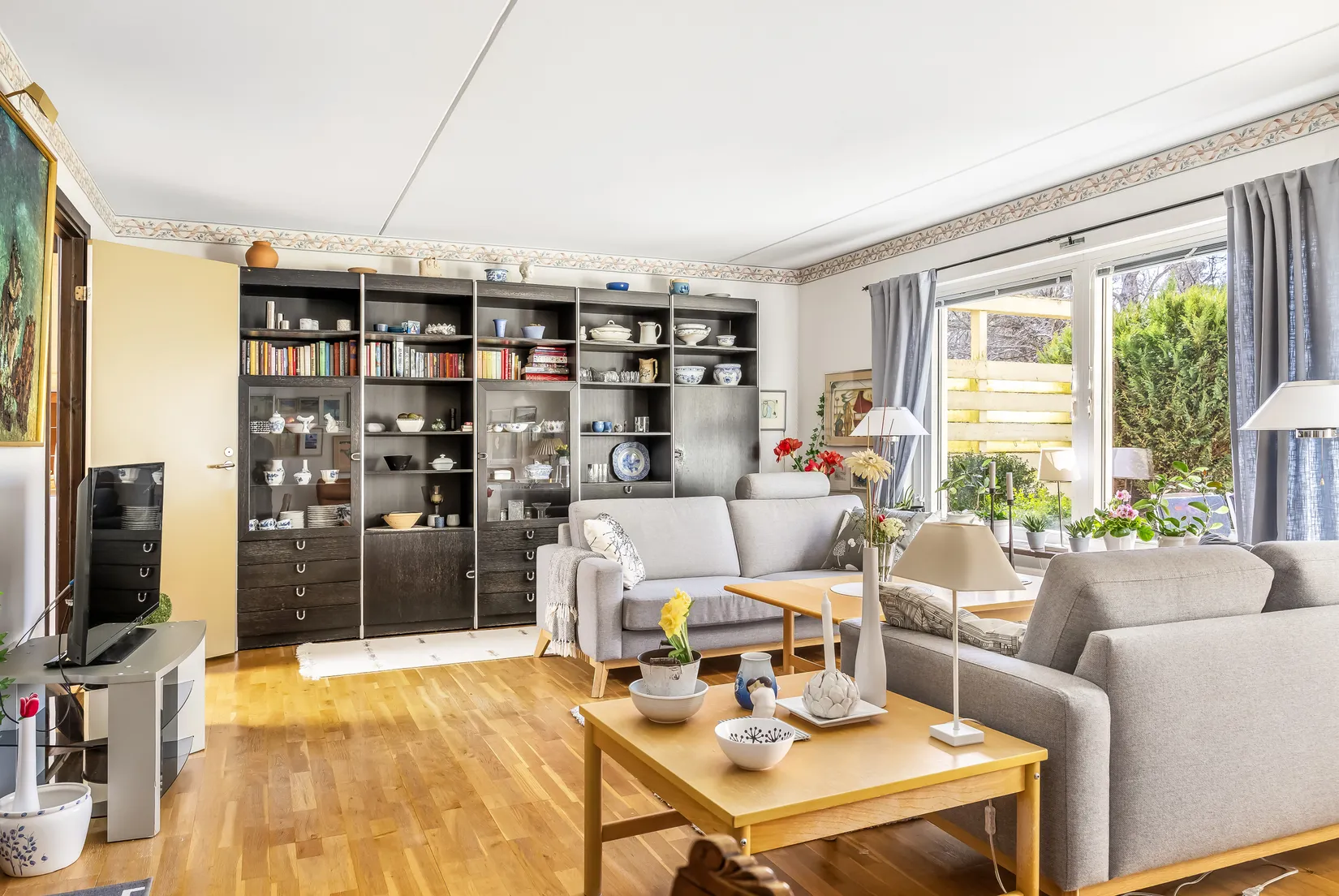 Radhus, Axel Swartlings gata 141, Klockaretorpet, Norrköping