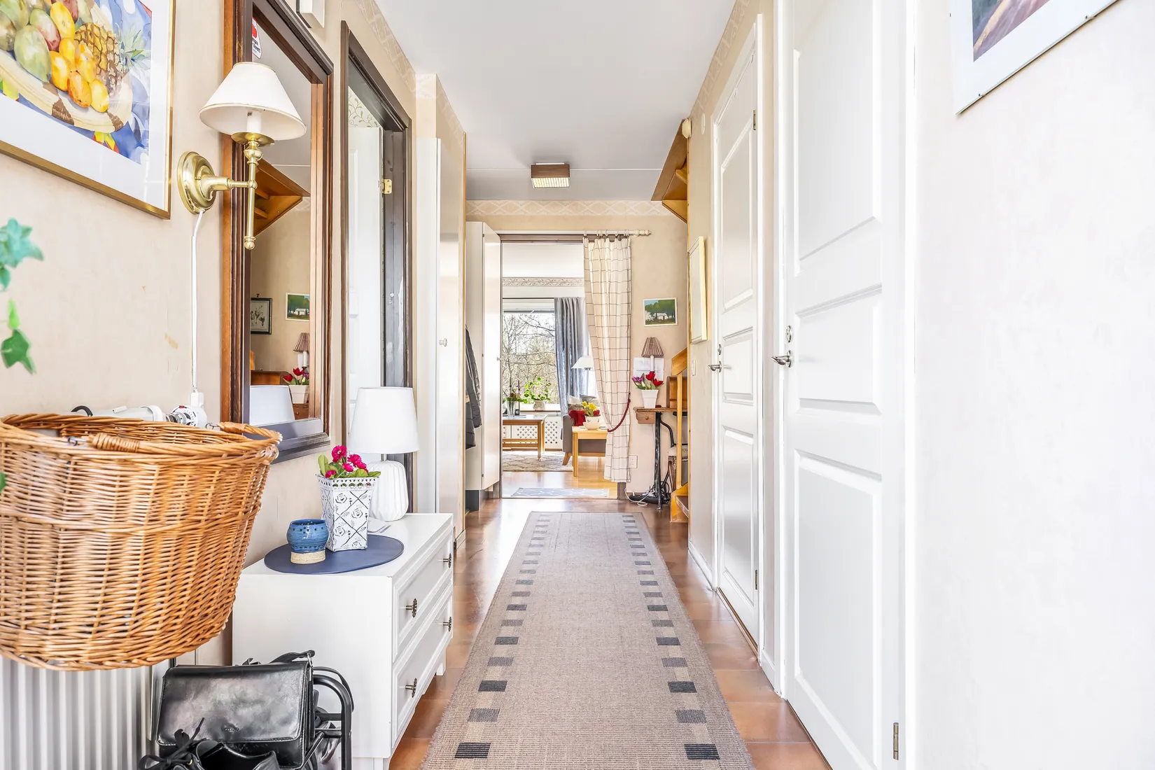 Radhus, Axel Swartlings gata 141, Klockaretorpet, Norrköping