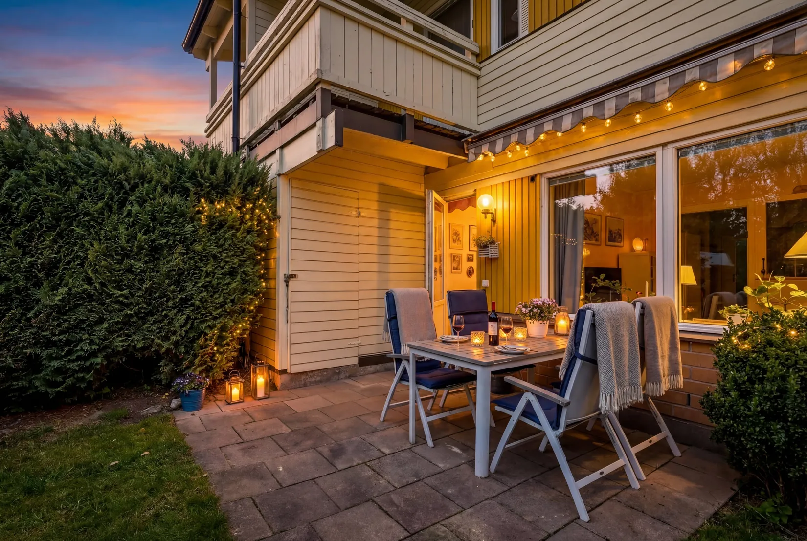 Radhus, Axel Swartlings gata 141, Klockaretorpet, Norrköping