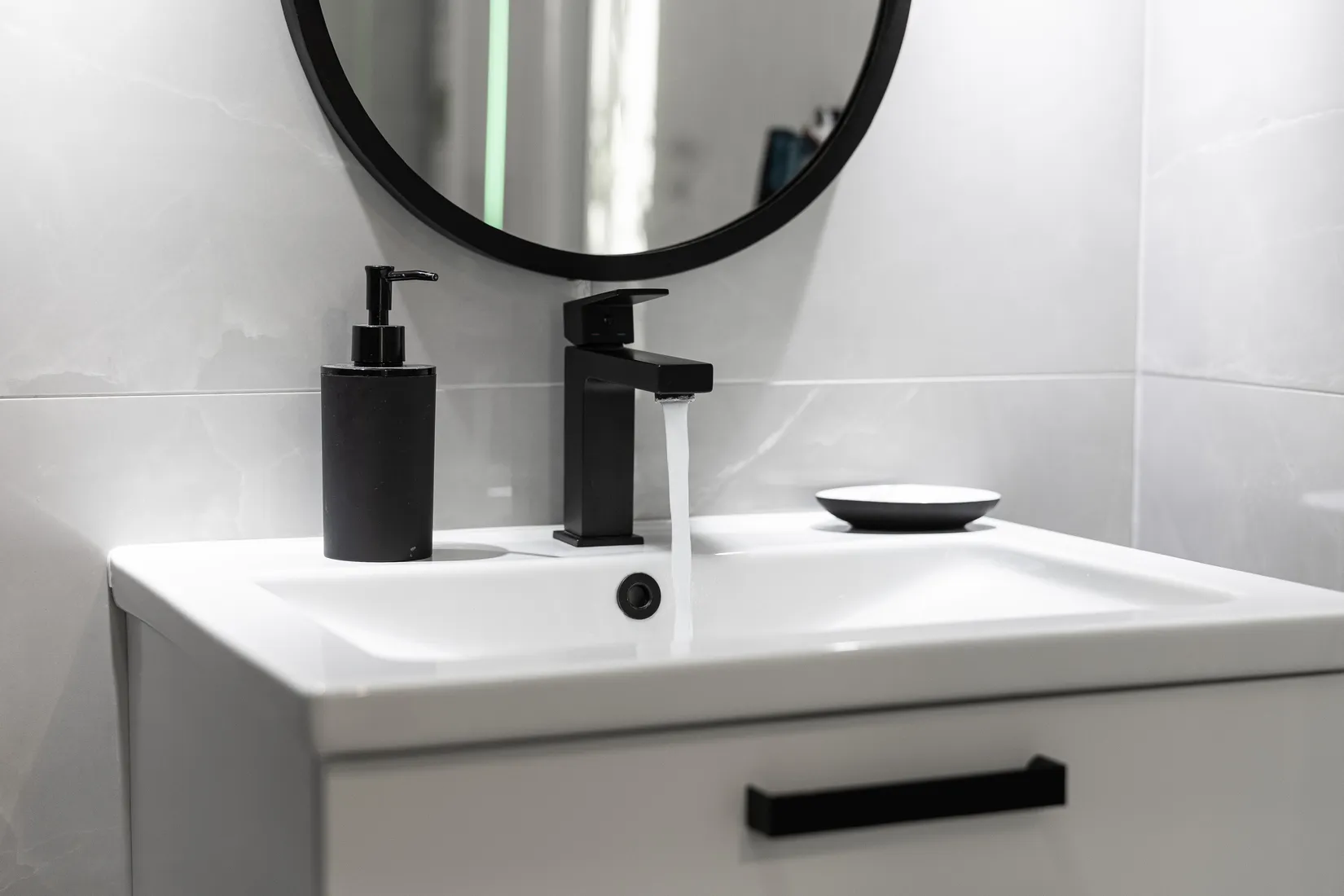 Radhus, Älvsundavägen 16, Eds Allé, Upplands Väsby