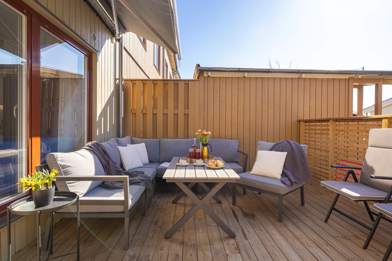 Radhus, Älvsundavägen 16, Eds Allé, Upplands Väsby