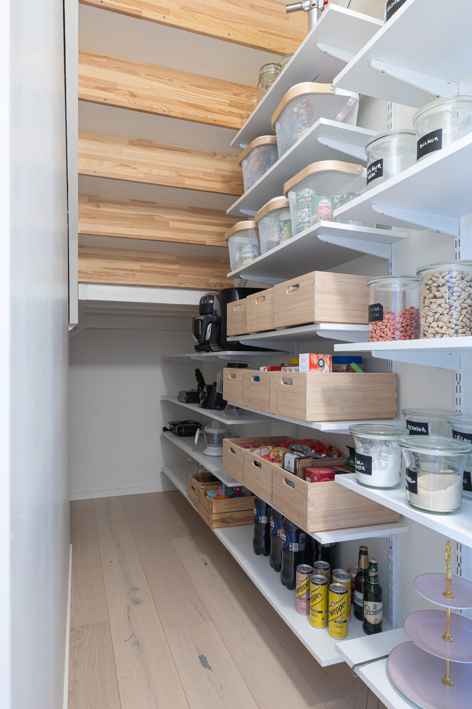 Radhus, Älvsundavägen 16, Eds Allé, Upplands Väsby