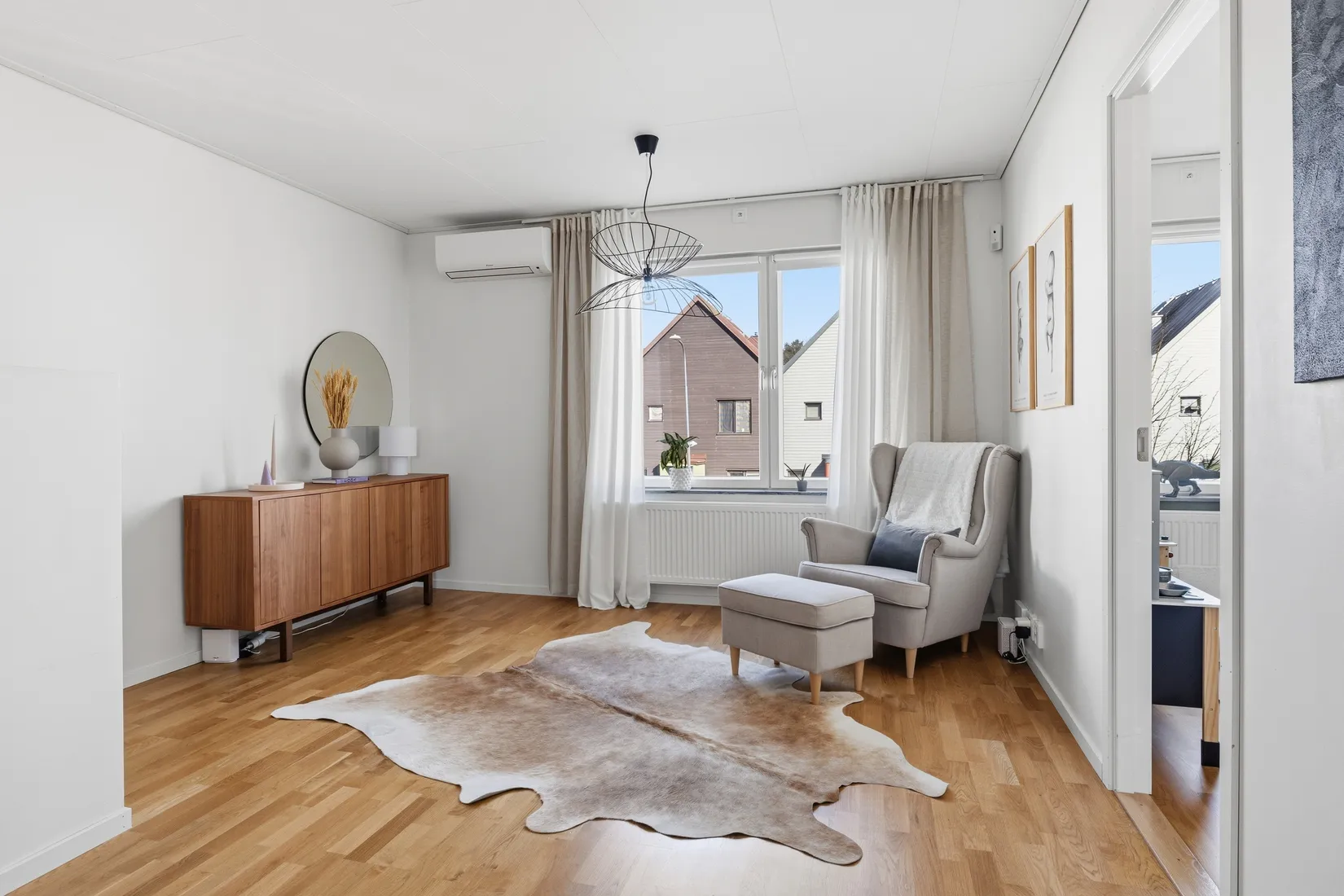 Radhus, Älvsundavägen 16, Eds Allé, Upplands Väsby