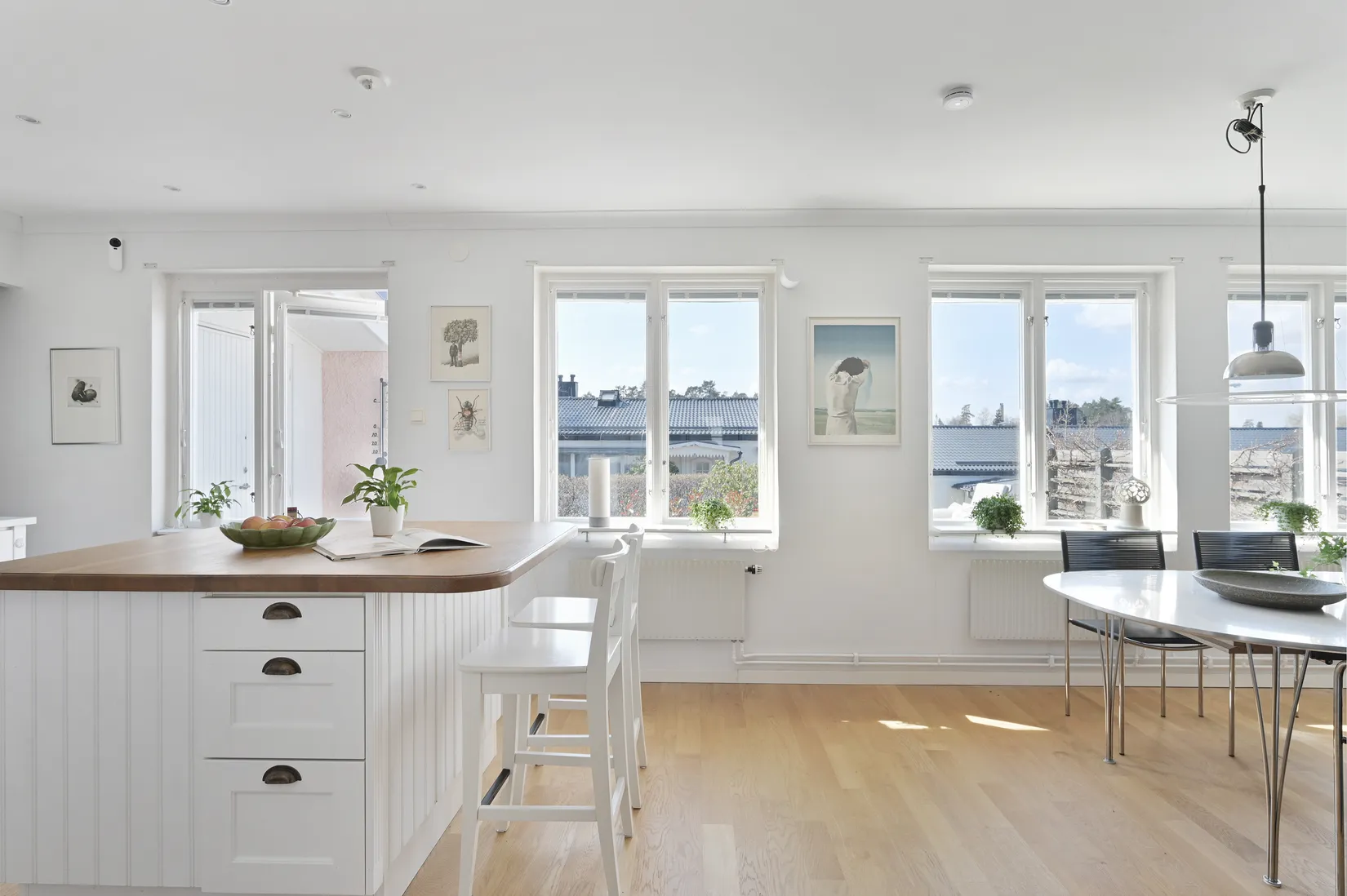 Radhus, Skjutbanevägen 17, Helenelund/Fågelsången, Sollentuna