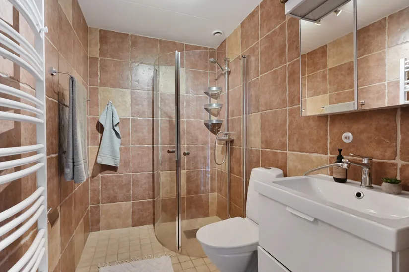 Bostadsrätt, Radhus, Österdalsvägen 58, Skälby, Järfälla