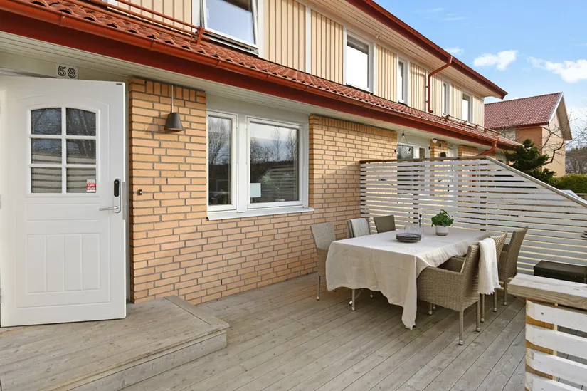 Bostadsrätt, Radhus, Österdalsvägen 58, Skälby, Järfälla