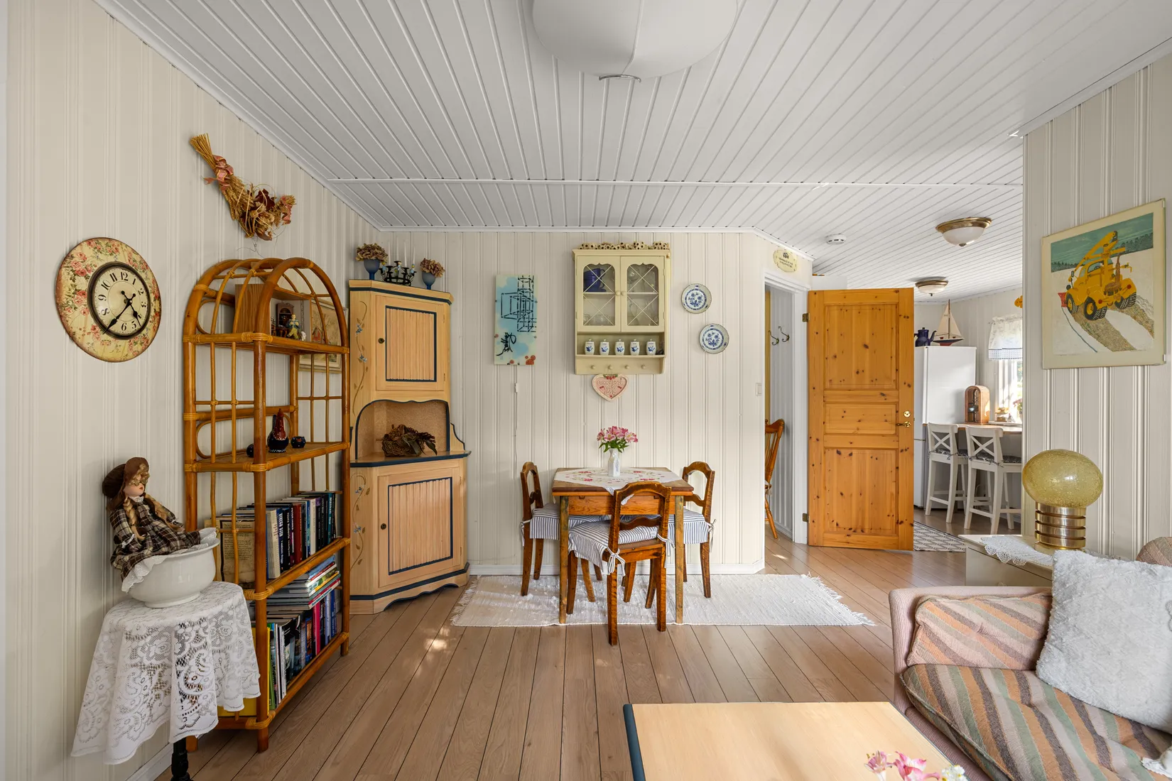 Villa, Ribacken 44, Ribacken Stugby, Botkyrka