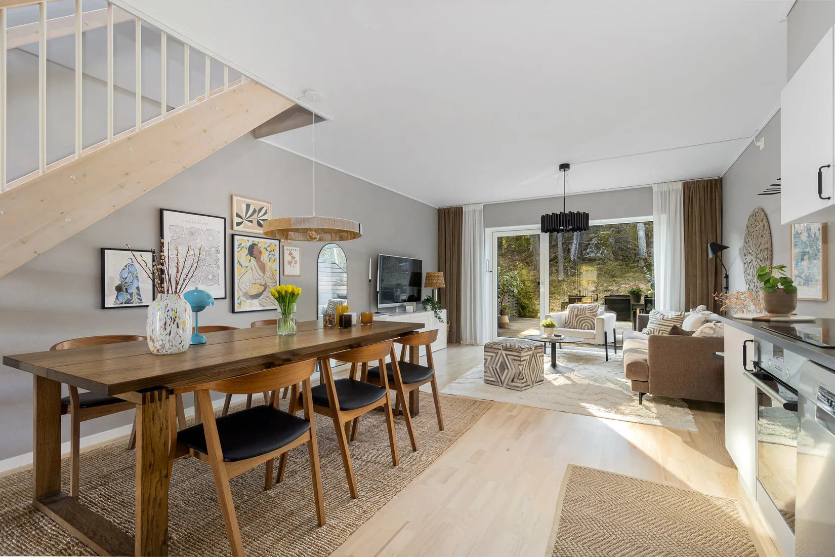 Bostadsrätt, Radhus, Kvalövägen 25, Vega, Haninge