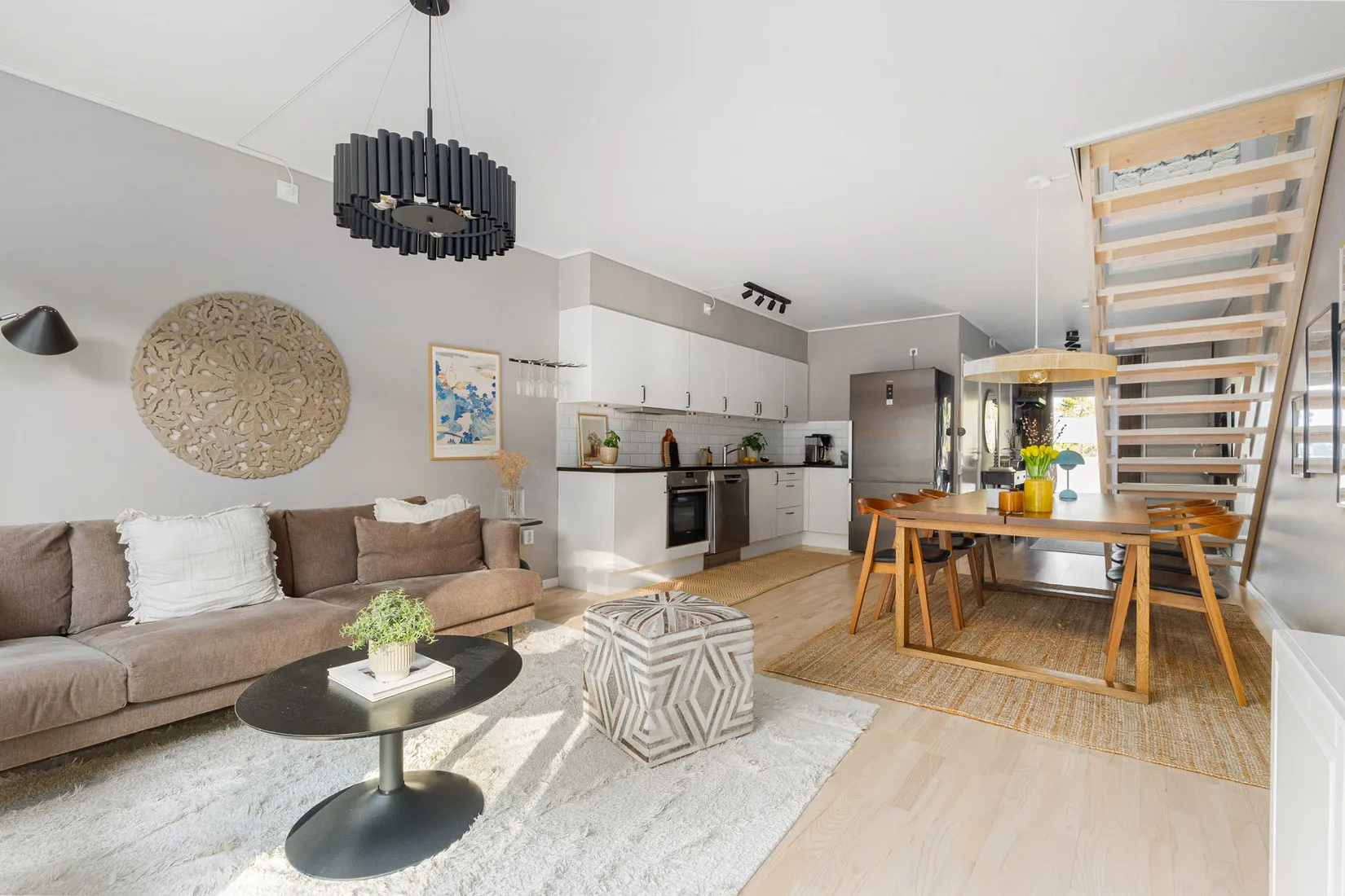 Bostadsrätt, Radhus, Kvalövägen 25, Vega, Haninge