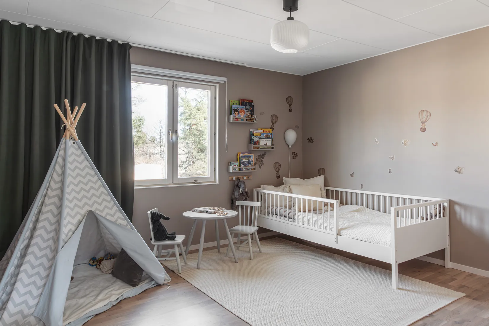 Villa, Radhus, Bruncronas väg 11, Värmdö - Haghulta, Värmdö