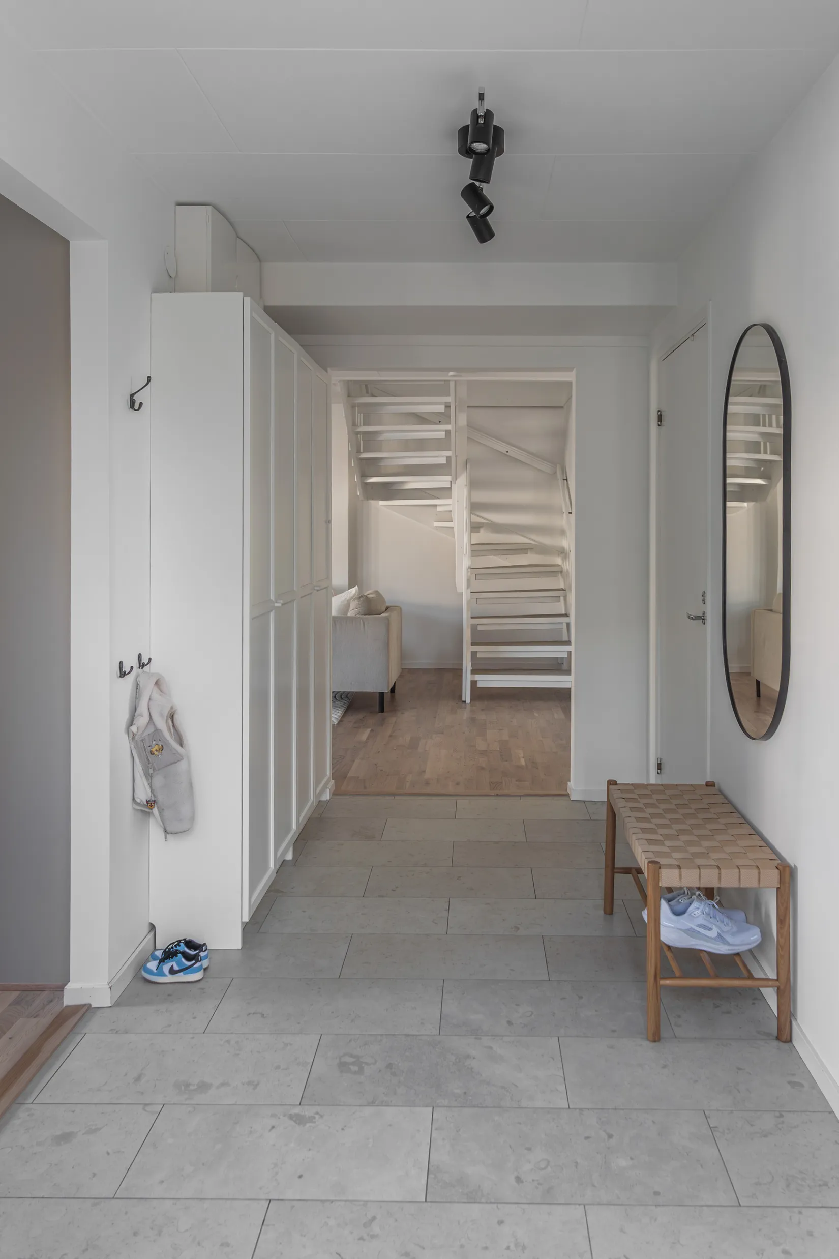 Villa, Radhus, Bruncronas väg 11, Värmdö - Haghulta, Värmdö