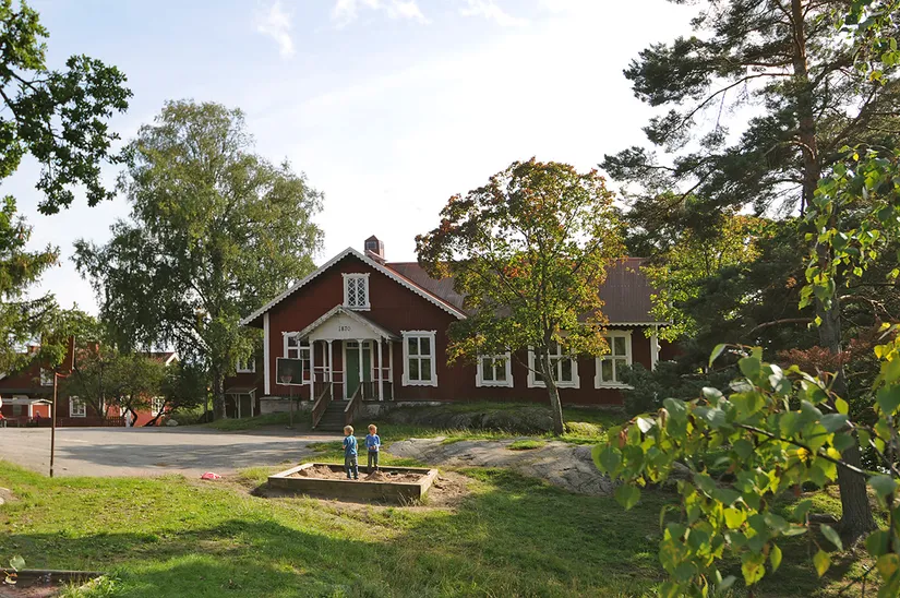 Villa, Radhus, Bruncronas väg 11, Värmdö - Haghulta, Värmdö