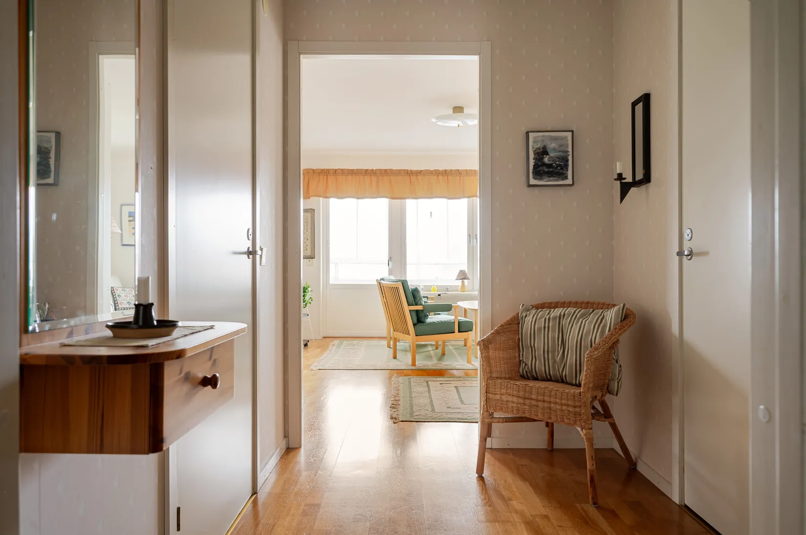 Bostadsrätt, Kyrkängsbacken 16, Centrala Huddinge, Huddinge