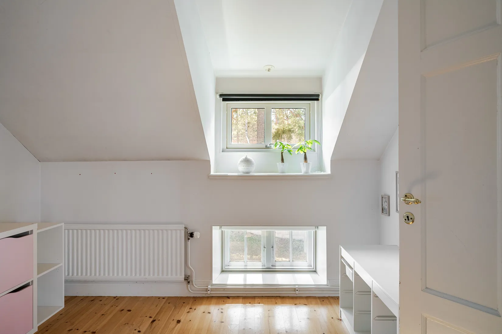 Villa, Radhus, Regementsgatan 55B, Strängnäs