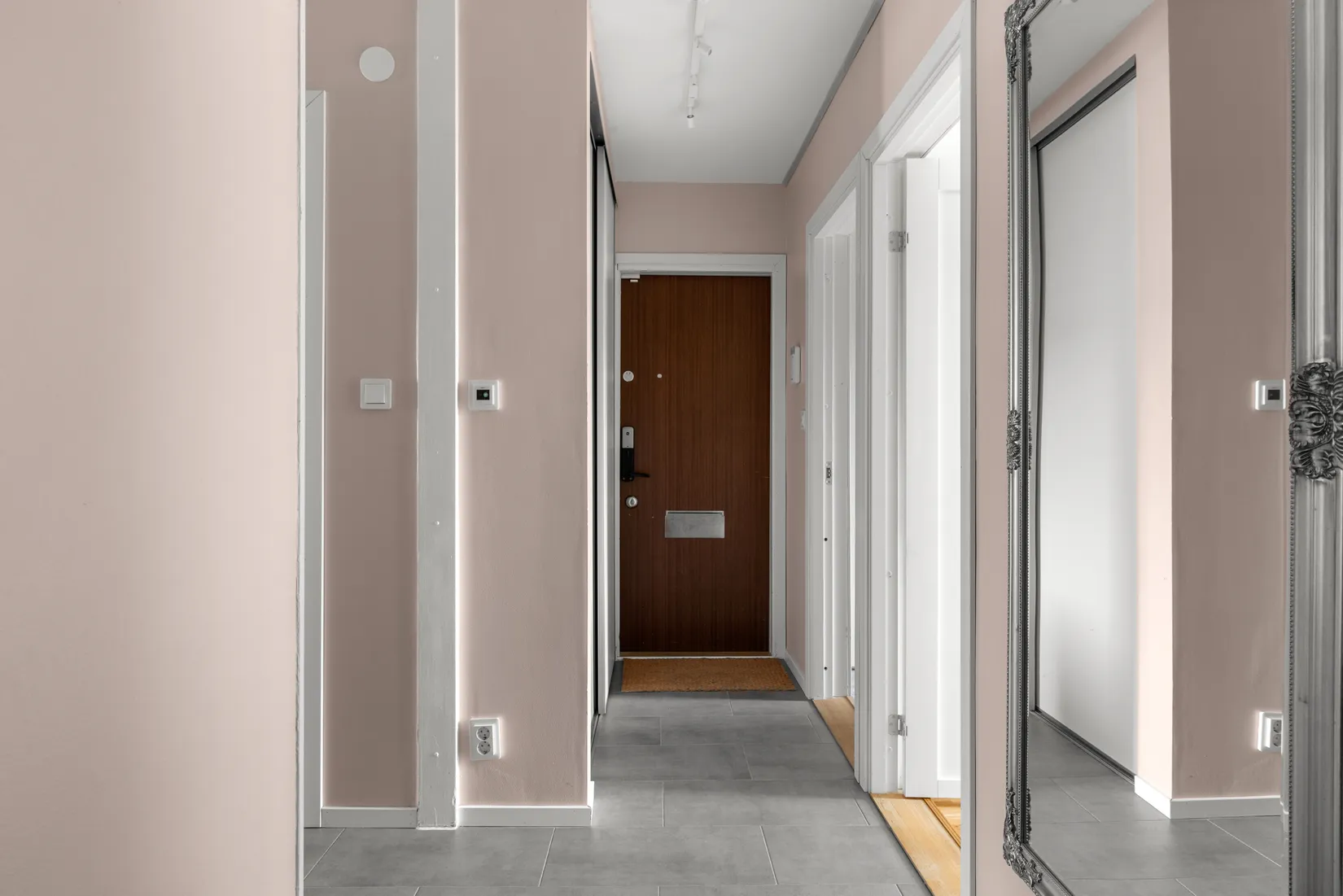 Bostadsrätt, Njupkärrsvägen 86, Tyresö Centrum, Tyresö