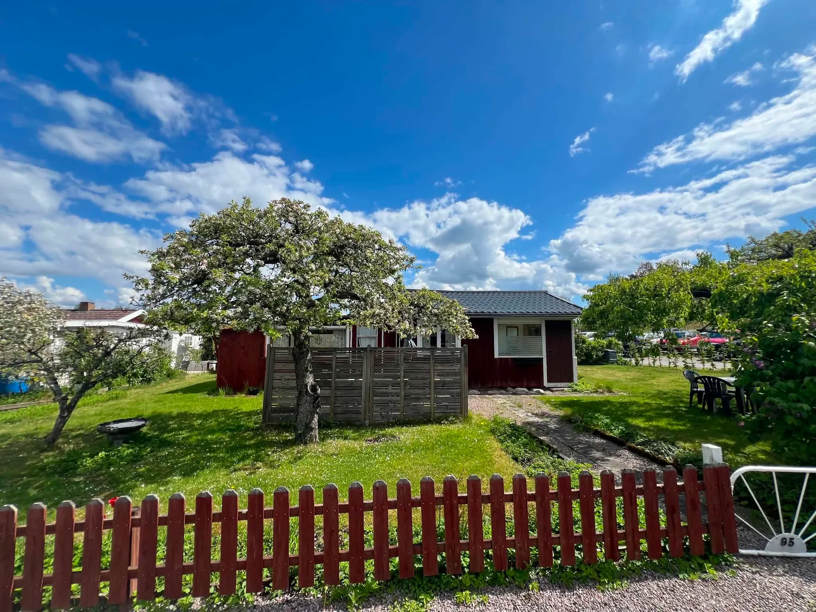 Fritidshus, Kolonistuga Krusbärsvägen 95, Emmalund, Johannelund, Linköping