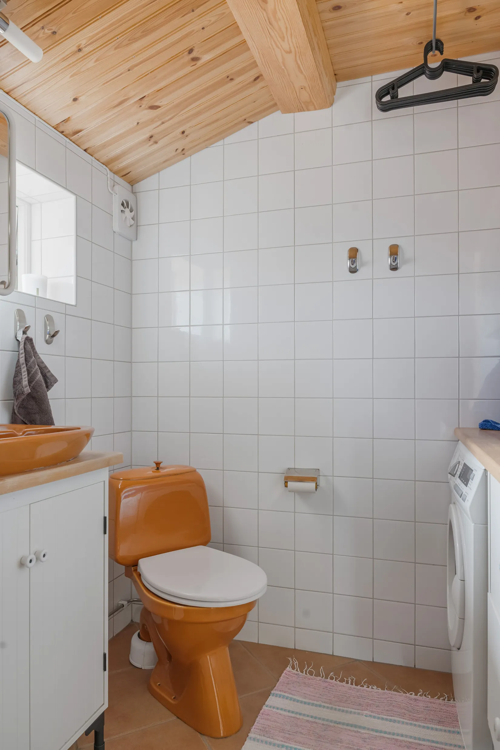 Villa, Gård/Skog, Skeberg Skålhol 384, Leksand