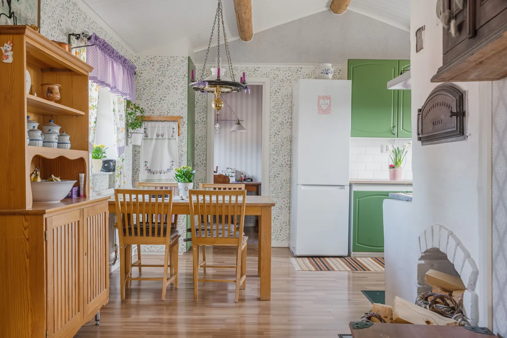 Villa, Gård/Skog, Skeberg Skålhol 384, Leksand