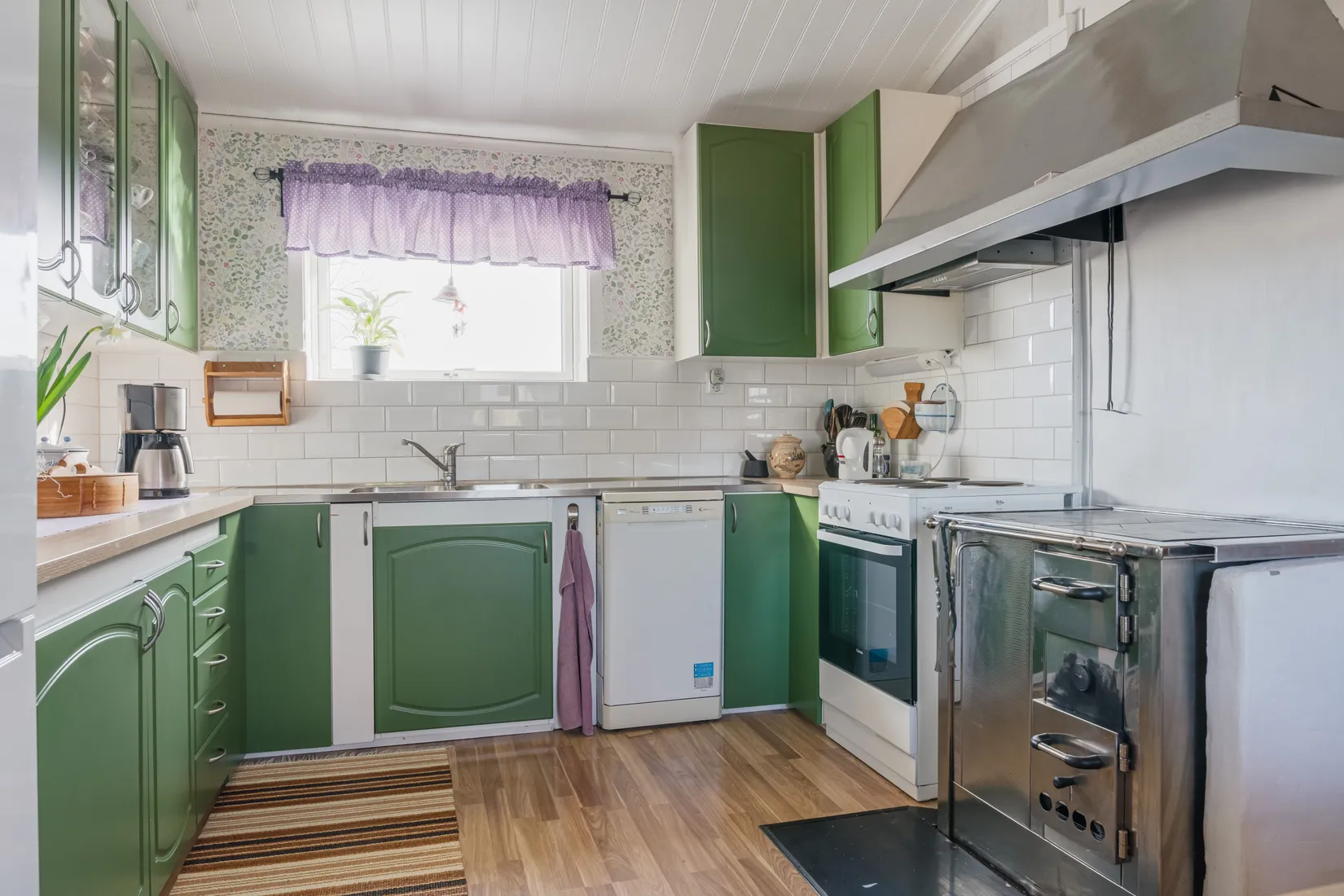 Villa, Gård/Skog, Skeberg Skålhol 384, Leksand