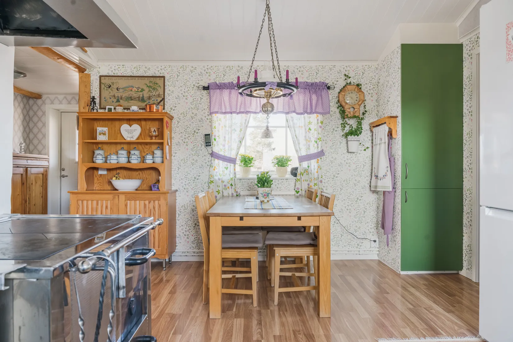 Villa, Gård/Skog, Skeberg Skålhol 384, Leksand