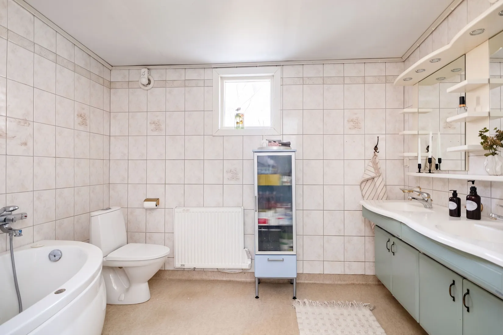 Villa, Skorvenstigen 6, Tidö-Lindö, Västerås