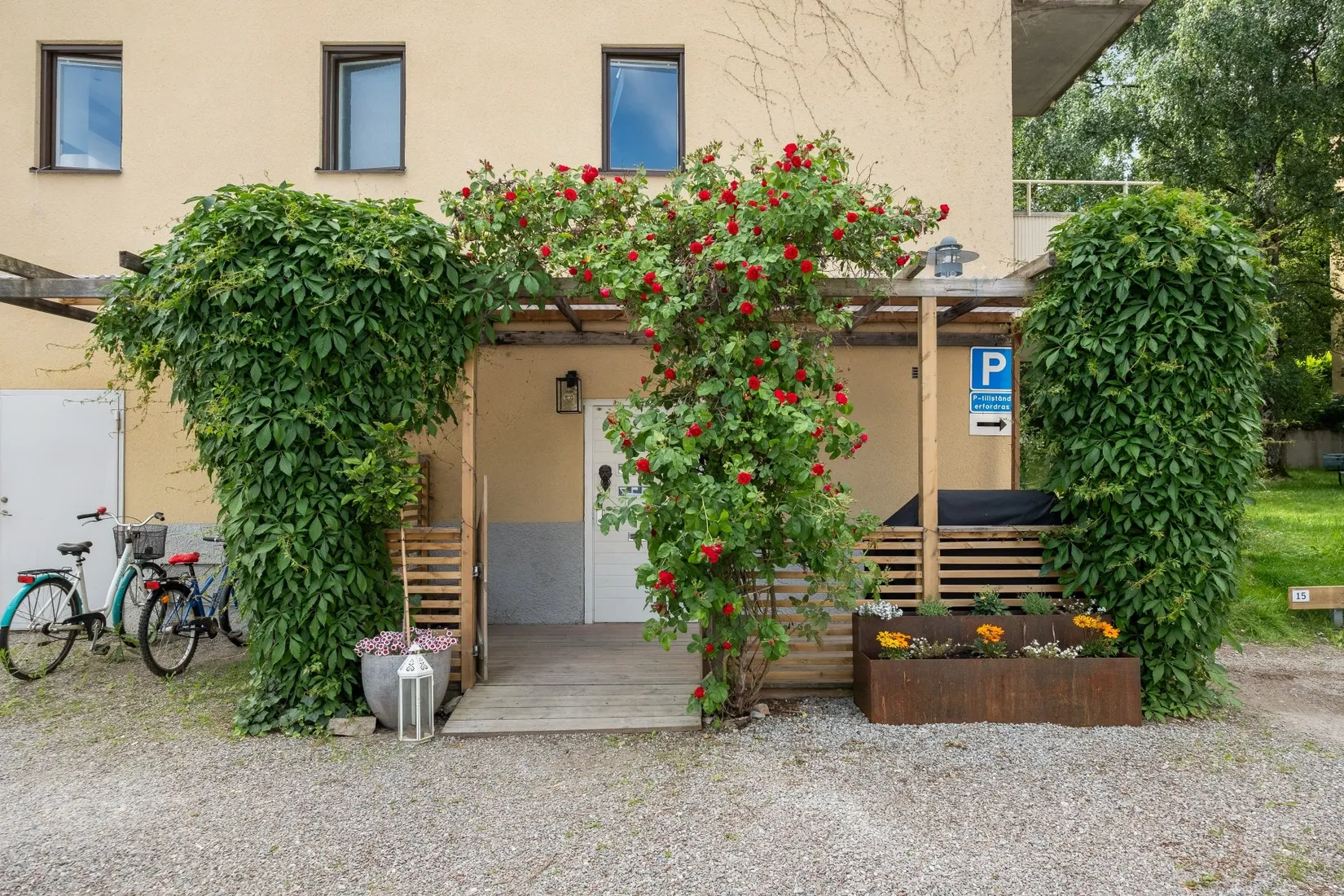 Bostadsrätt, Askängsbacken 1, Egen entré, Mariehäll, Stockholm