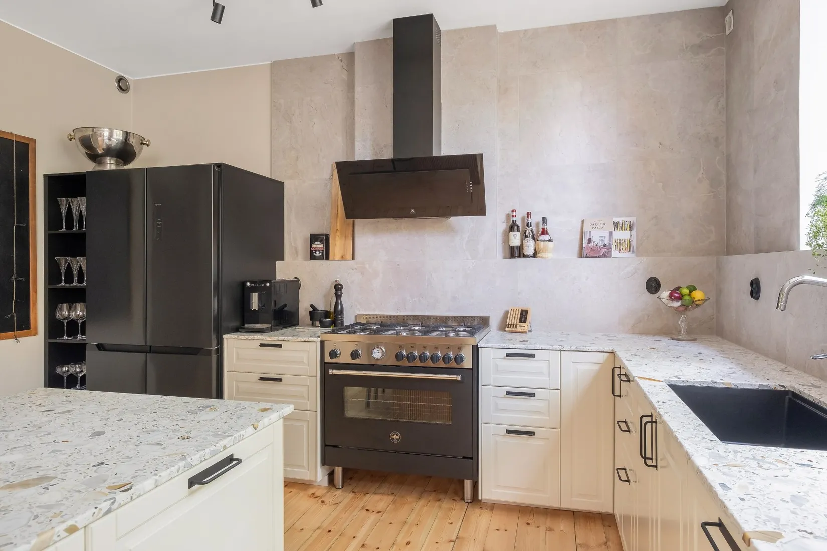 Bostadsrätt, Askängsbacken 1, Egen entré, Mariehäll, Stockholm
