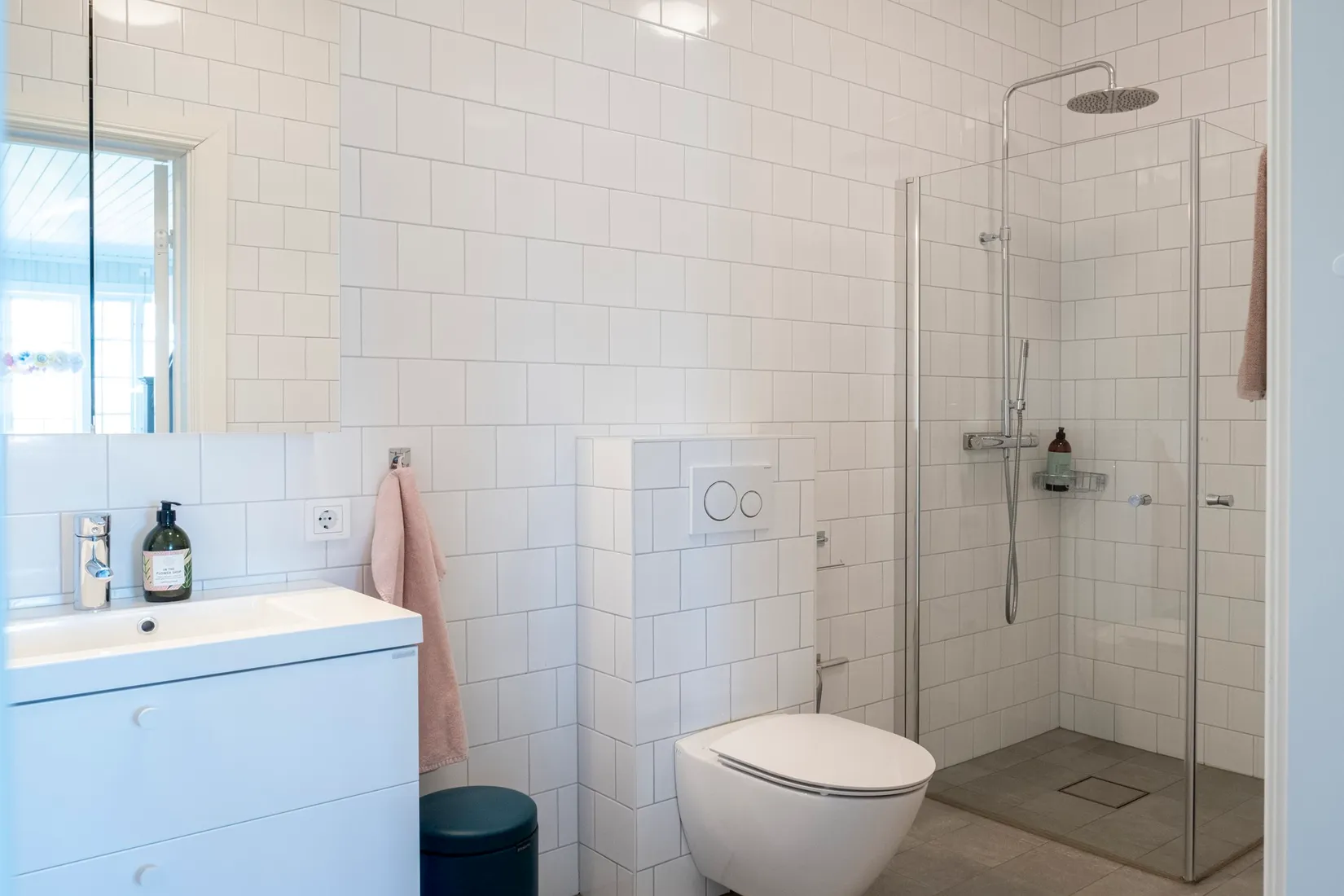 Villa, Överbyslingan 61B, Vaxholm Resarö, Vaxholm
