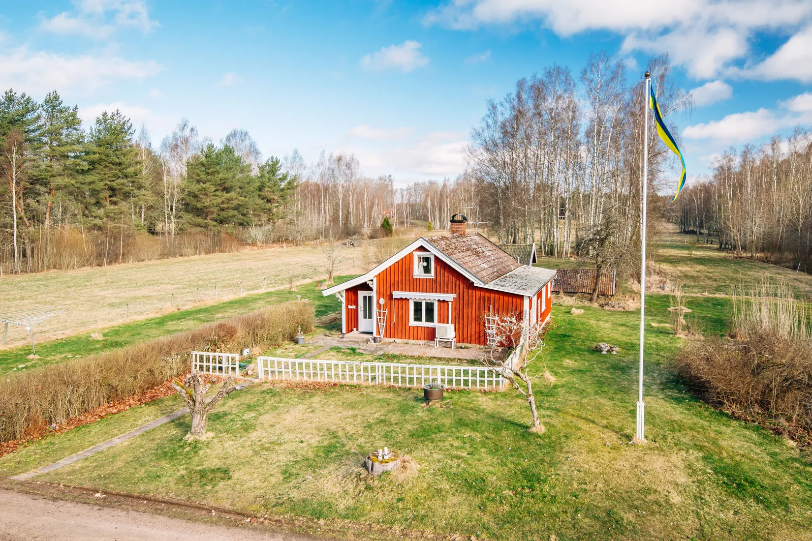 Villa, Uggletorp Skogsmossen 12, Töreboda