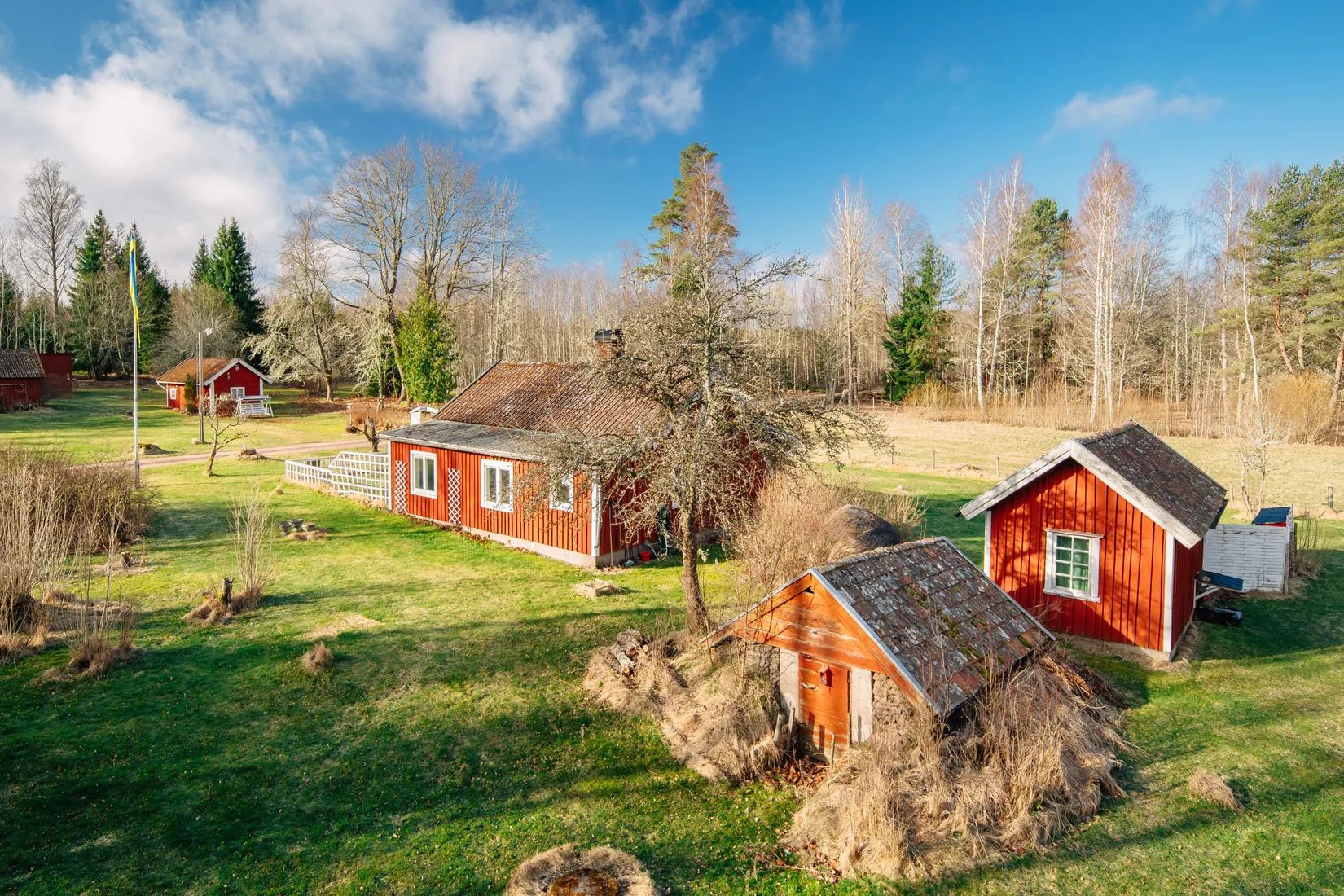 Villa, Uggletorp Skogsmossen 12, Töreboda