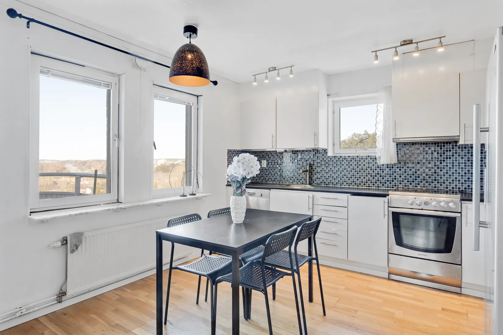 Bostadsrätt, Skarpbrunnavägen 11 4tr, Eriksberg - Norsborg, Botkyrka