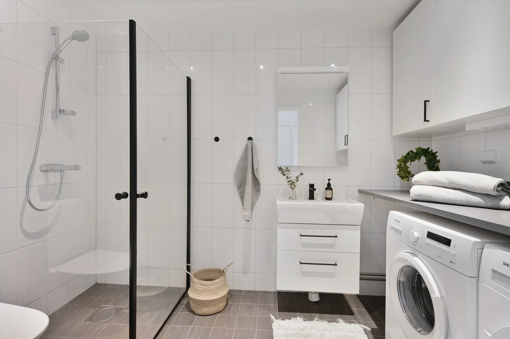 Bostadsrätt, Radhus, Vendelgränd 10, Skälby, Järfälla