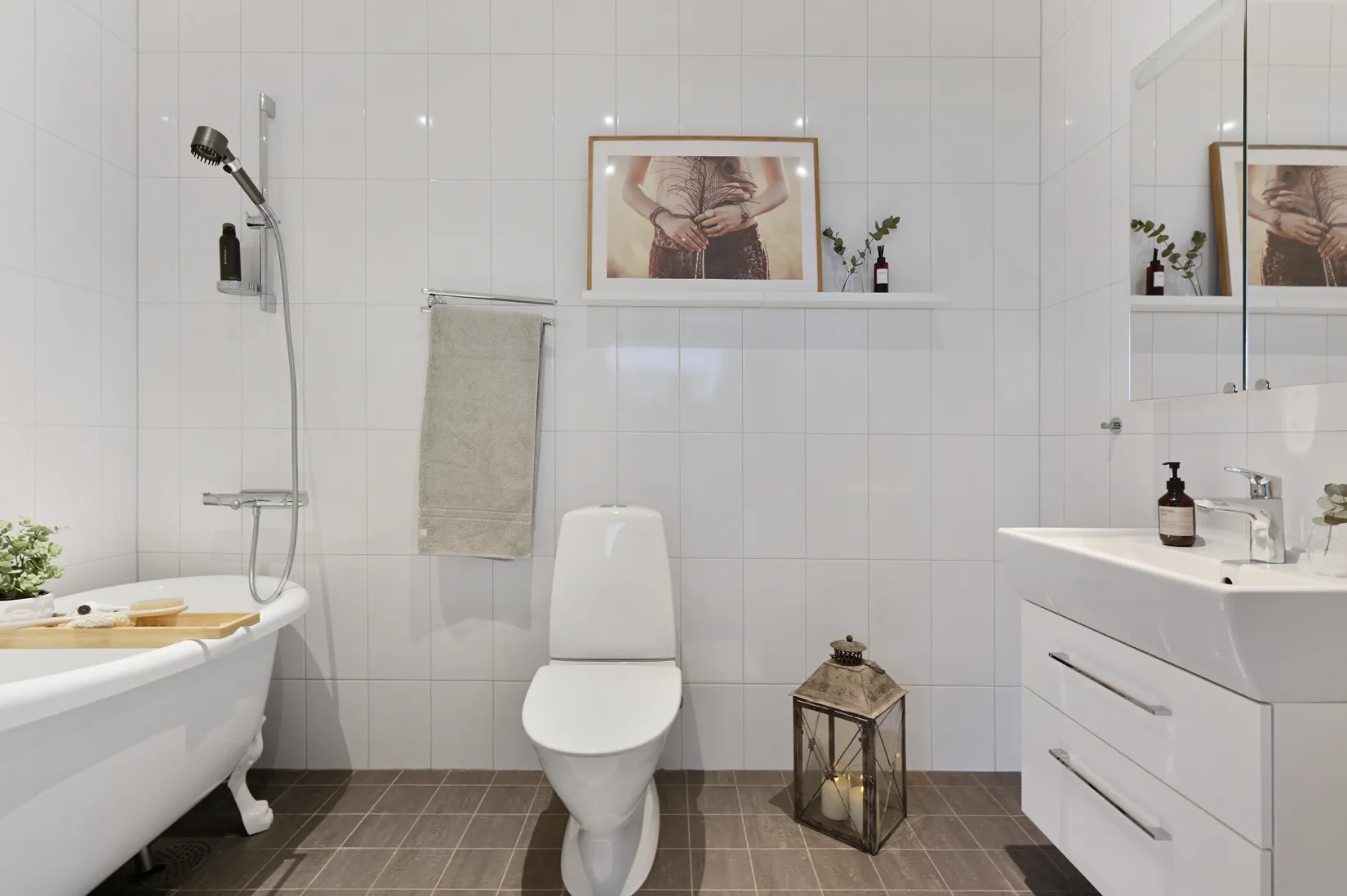 Bostadsrätt, Radhus, Vendelgränd 10, Skälby, Järfälla