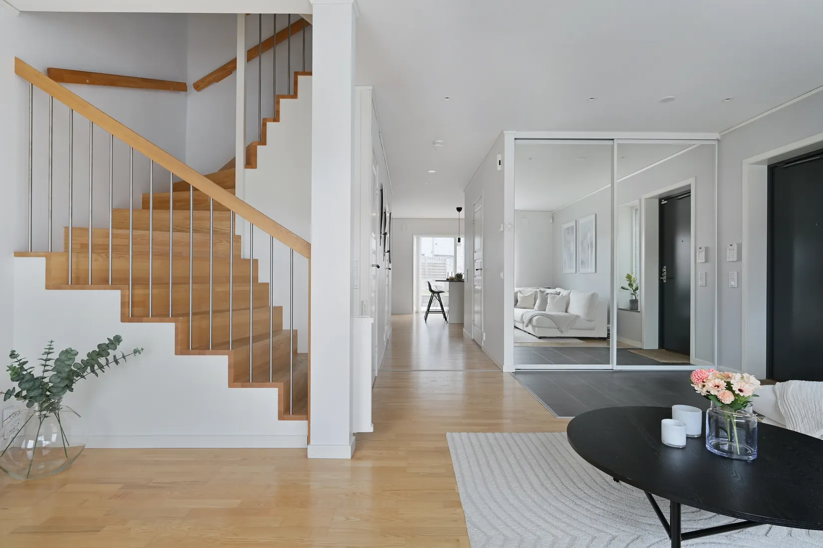 Bostadsrätt, Radhus, Vendelgränd 10, Skälby, Järfälla