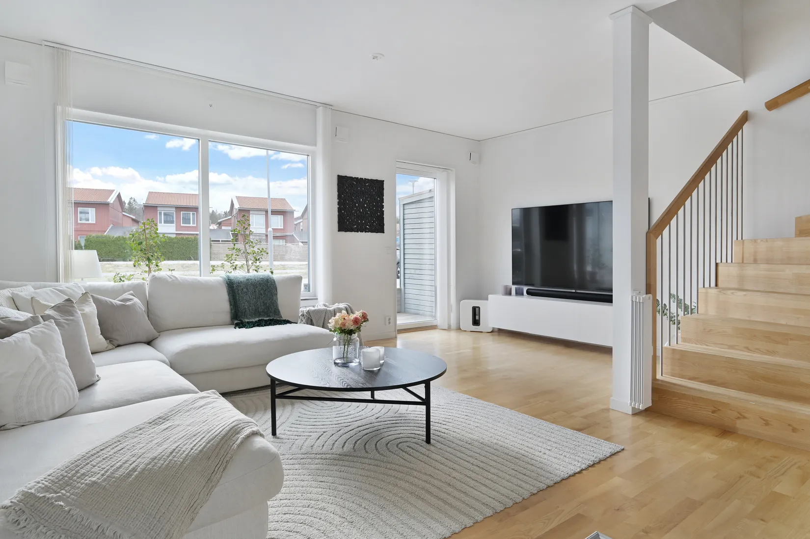 Bostadsrätt, Radhus, Vendelgränd 10, Skälby, Järfälla