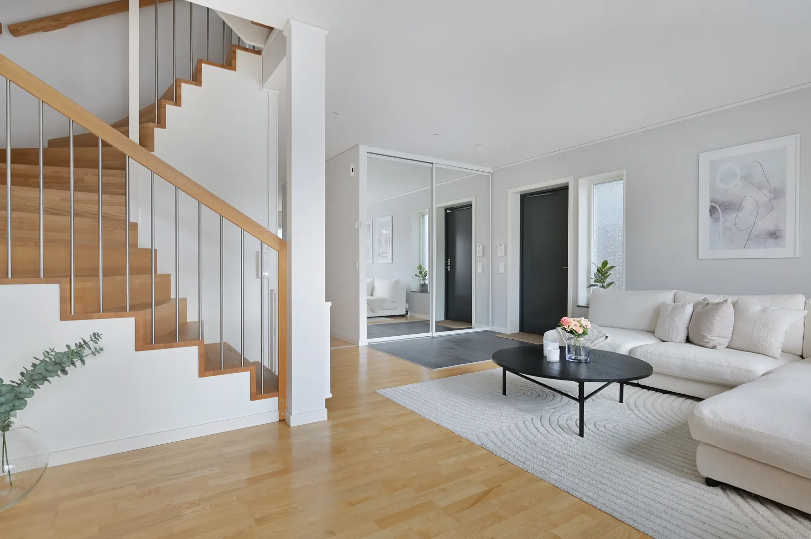 Bostadsrätt, Radhus, Vendelgränd 10, Skälby, Järfälla