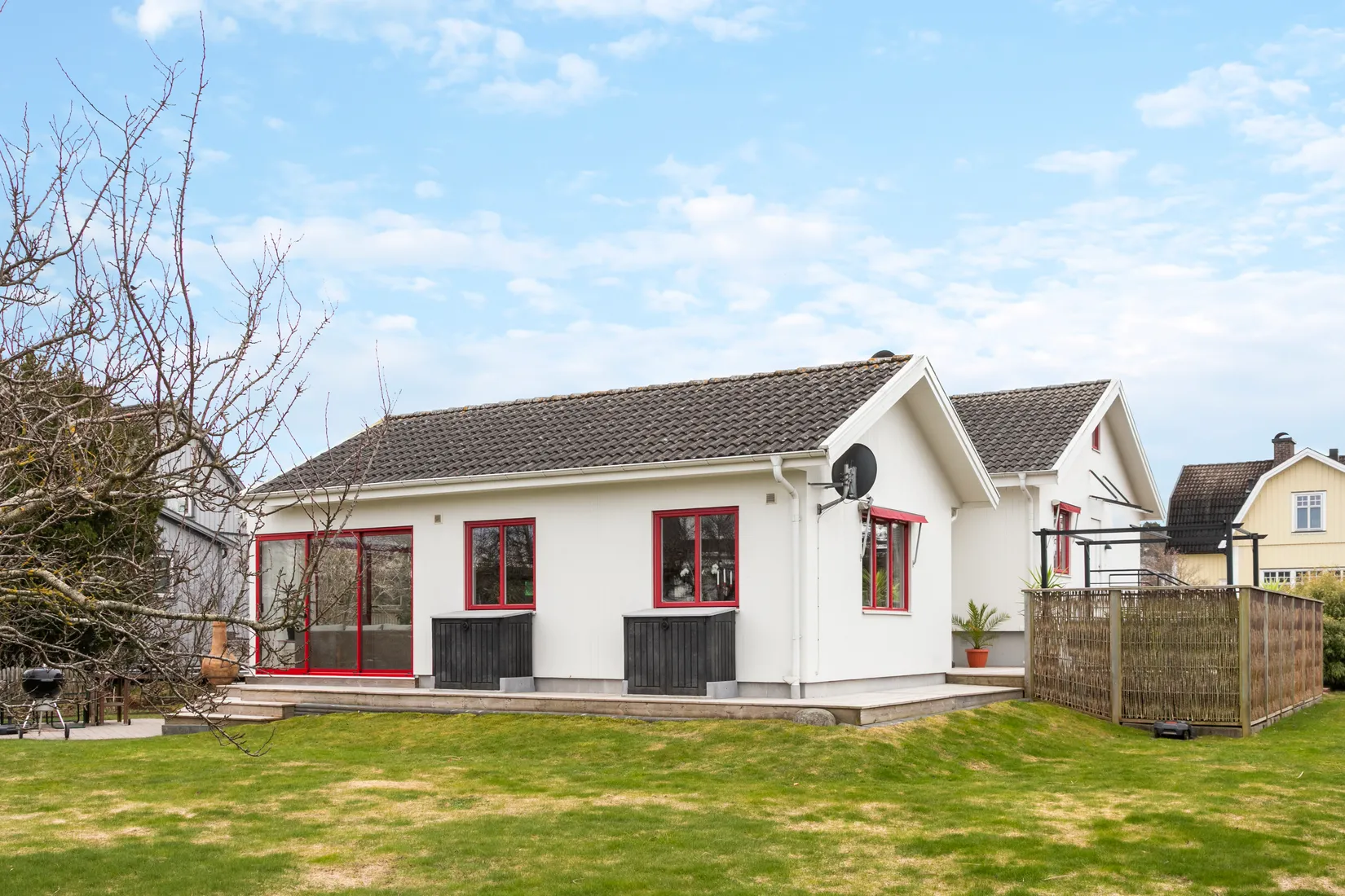 Villa, Nygatan 9, Lilla Träslöv, Varberg