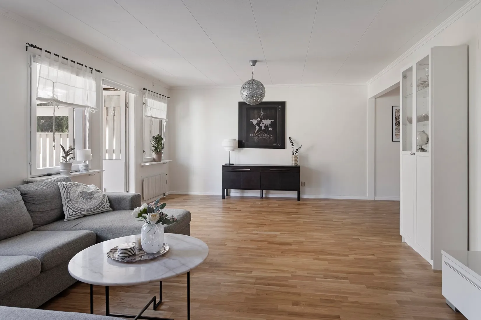 Radhus, Guttorms väg 16, Irsta, Västerås