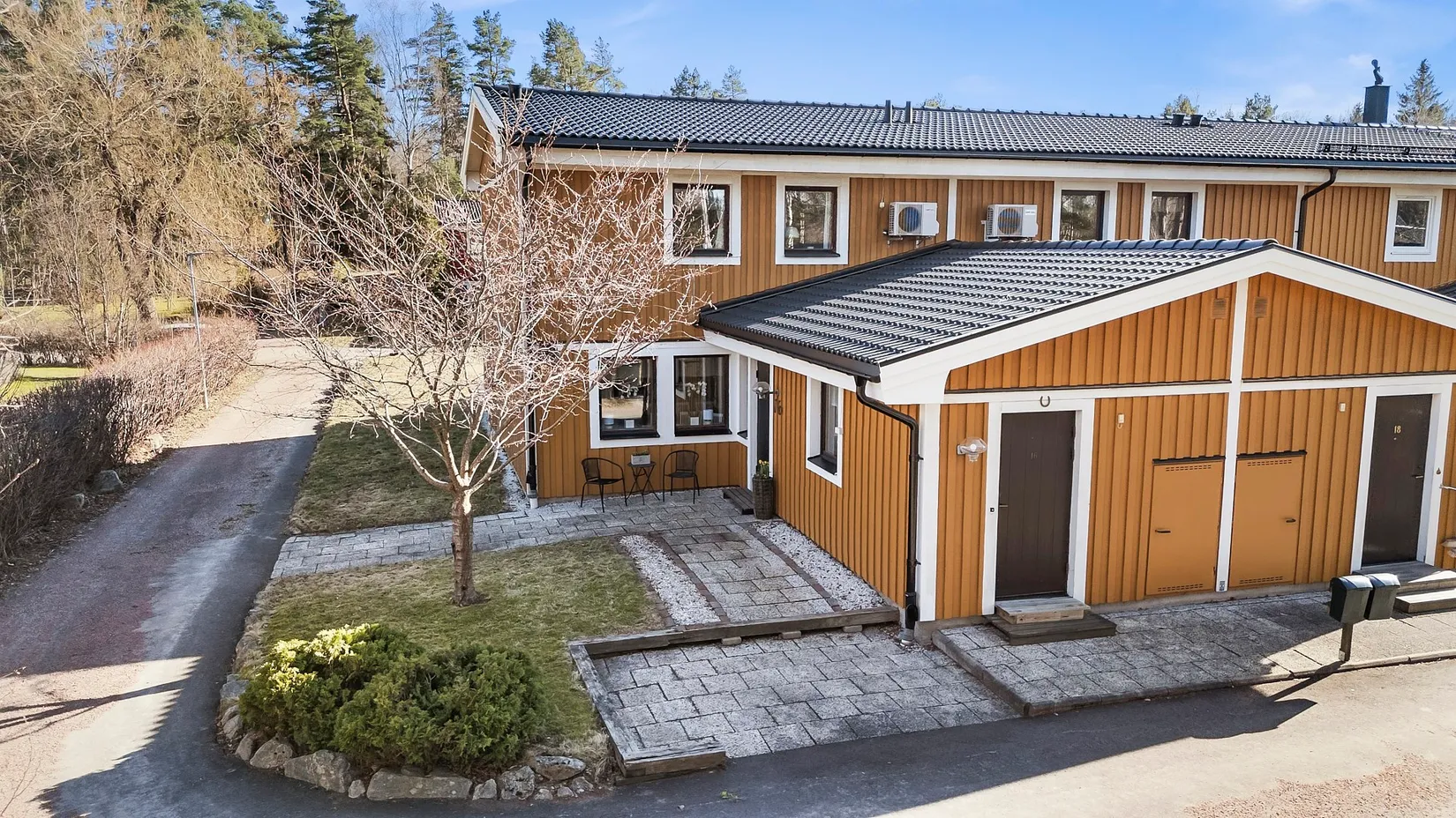 Radhus, Guttorms väg 16, Irsta, Västerås