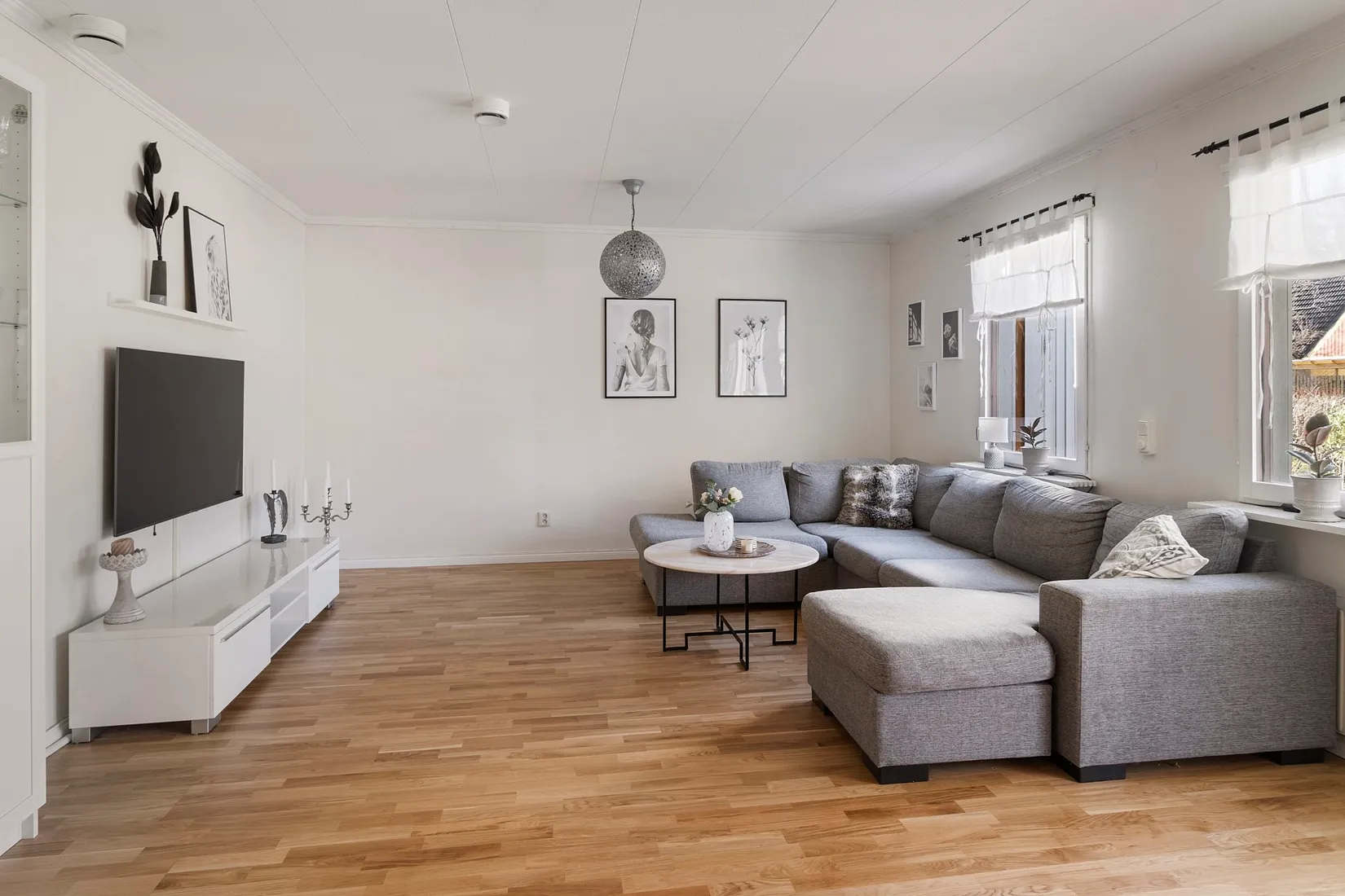 Radhus, Guttorms väg 16, Irsta, Västerås