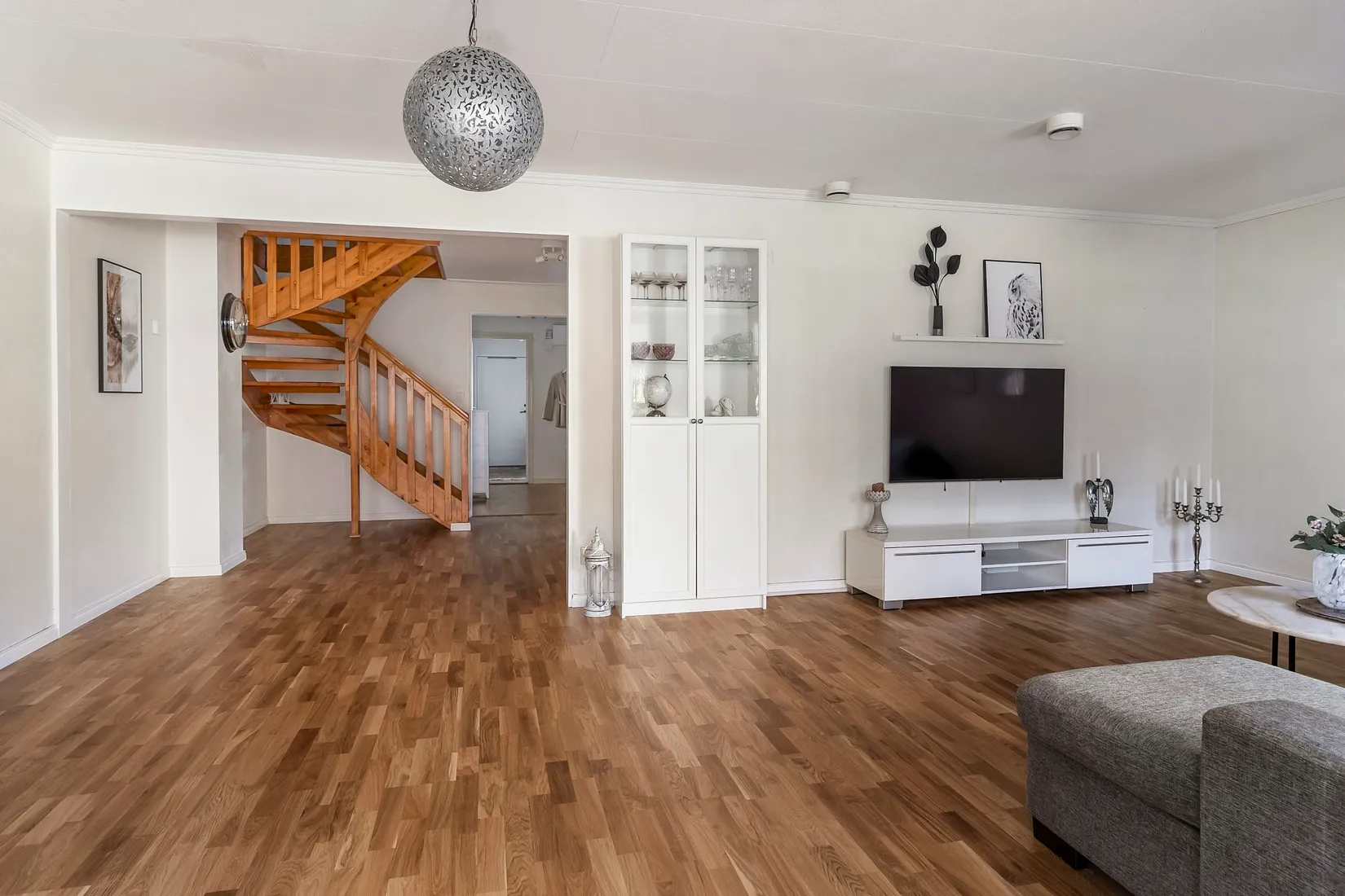 Radhus, Guttorms väg 16, Irsta, Västerås