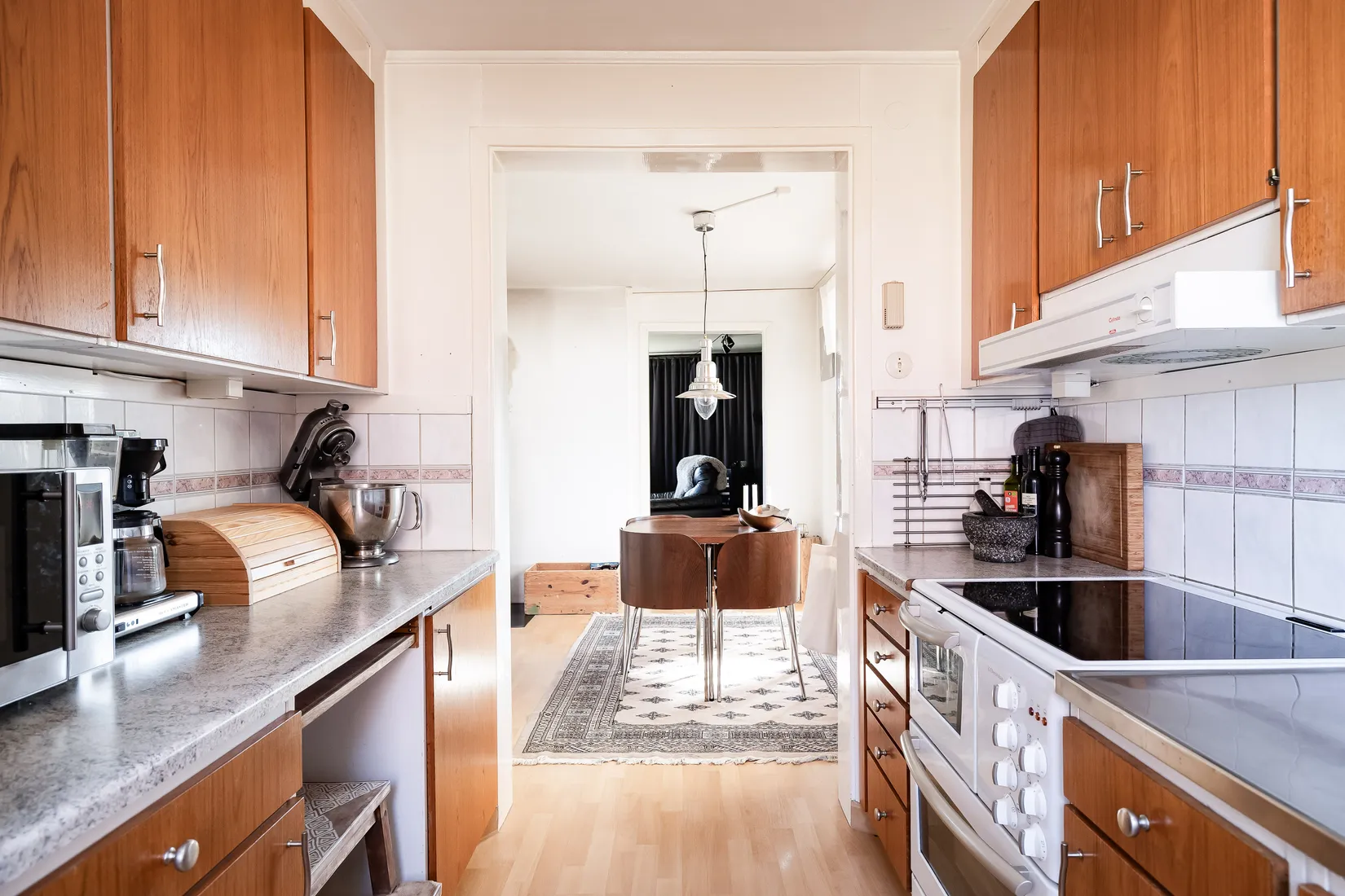 Villa, Mossbanegatan 3, Haga, Kumla