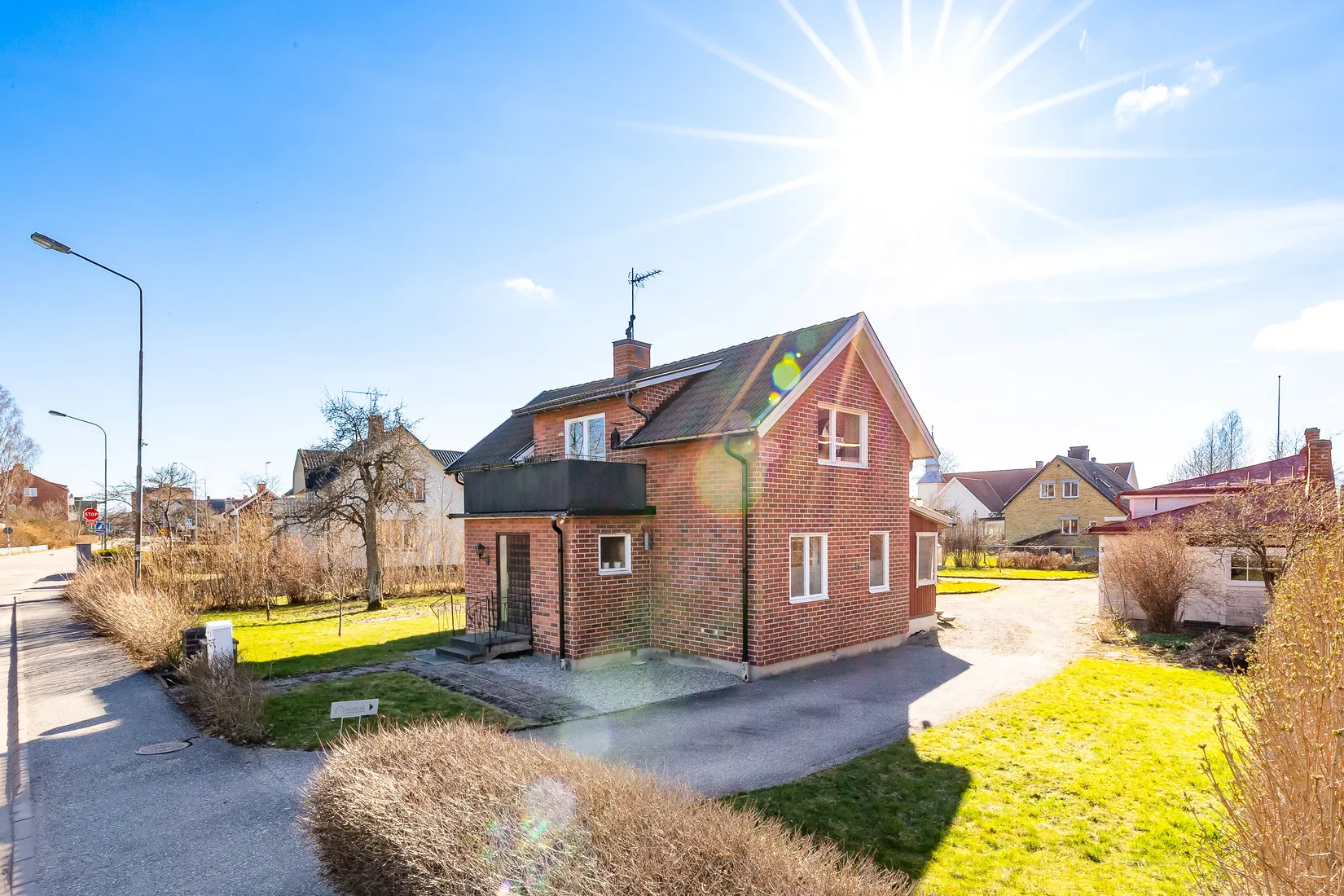 Villa, Mossbanegatan 3, Haga, Kumla