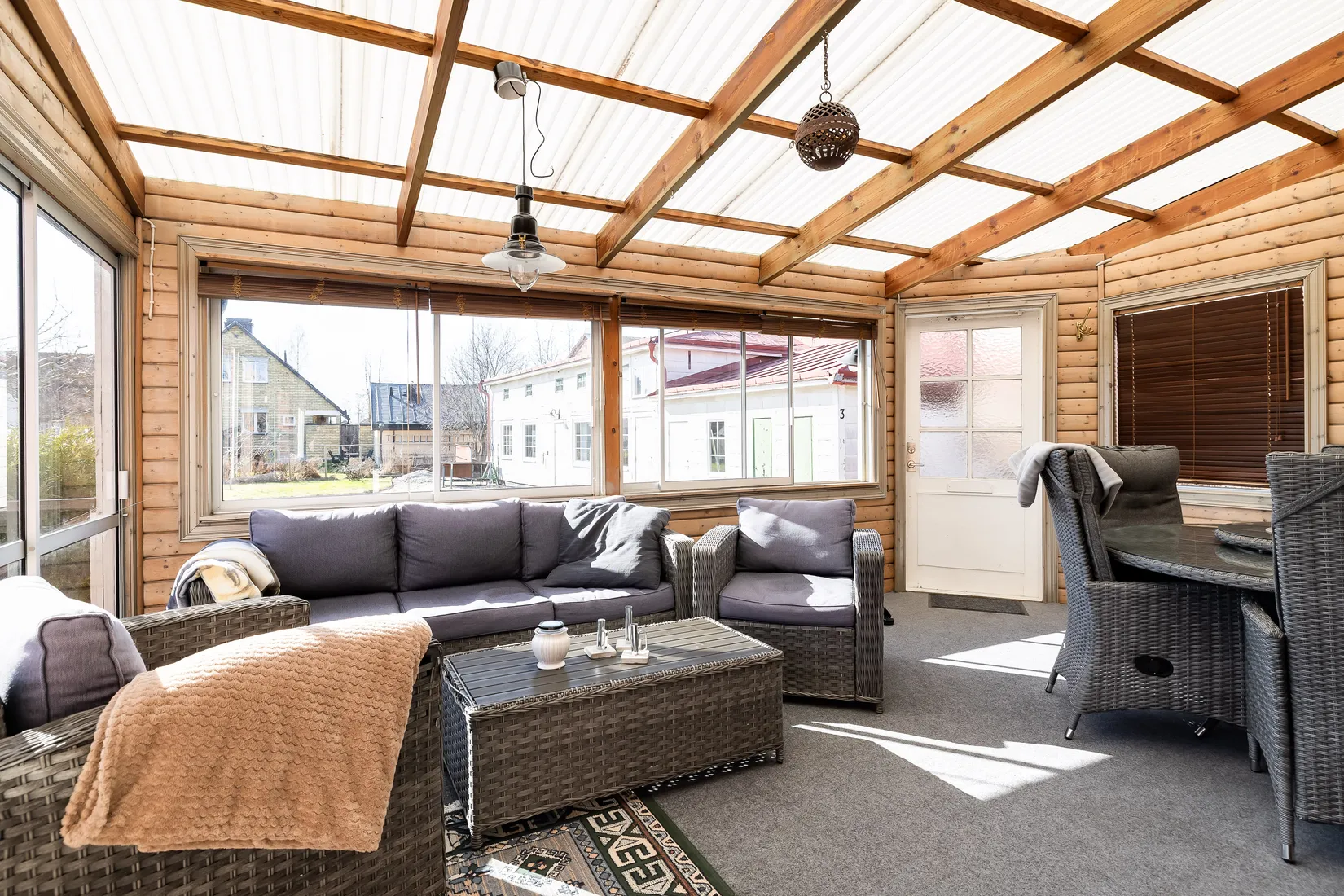 Villa, Mossbanegatan 3, Haga, Kumla