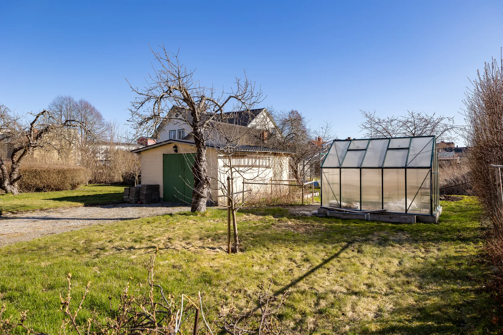 Villa, Mossbanegatan 3, Haga, Kumla