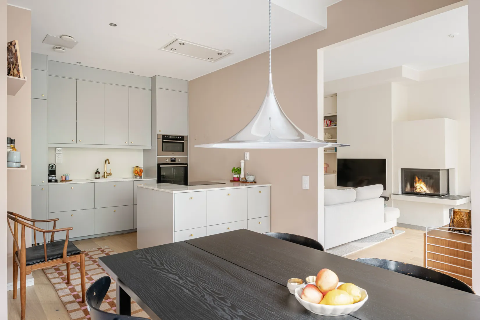Bostadsrätt, Charlottenburgsvägen 32B, Råsunda, Solna