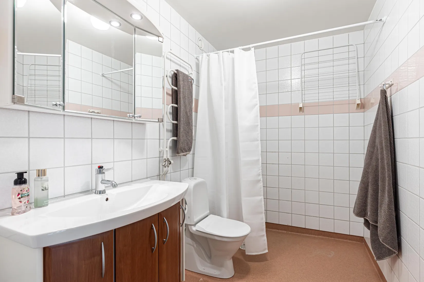 Bostadsrätt, Skogsduvevägen 3, Råby, Västerås