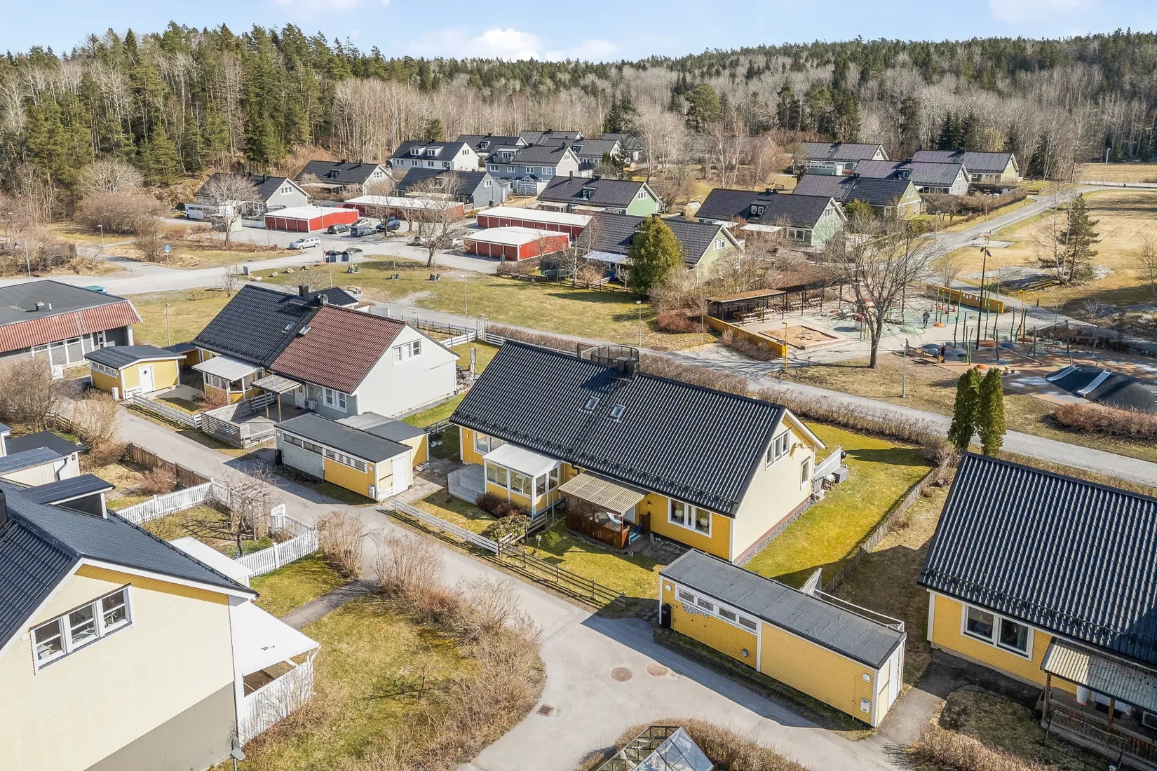 Villa, Radhus, Murkelvägen 240, Skånsta, Österåker