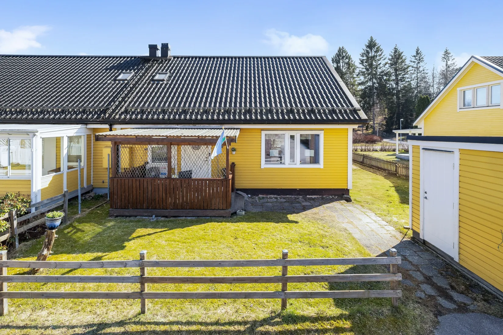 Villa, Radhus, Murkelvägen 240, Skånsta, Österåker